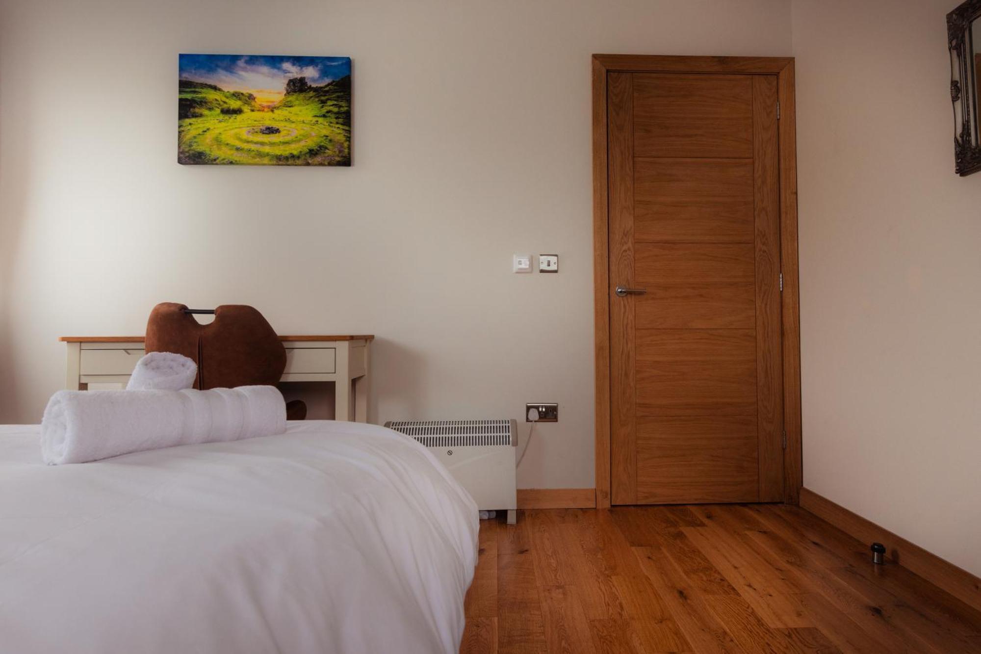 Luxury Cottage With Stunning Views By Fairy Pools 4 Carbost  Bagian luar foto